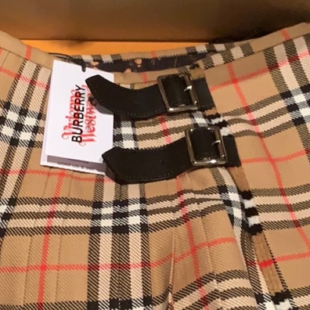 NEW 💕Vivienne Westwood Burberry wool kilt skirt💕 - Picture 2 of 10
